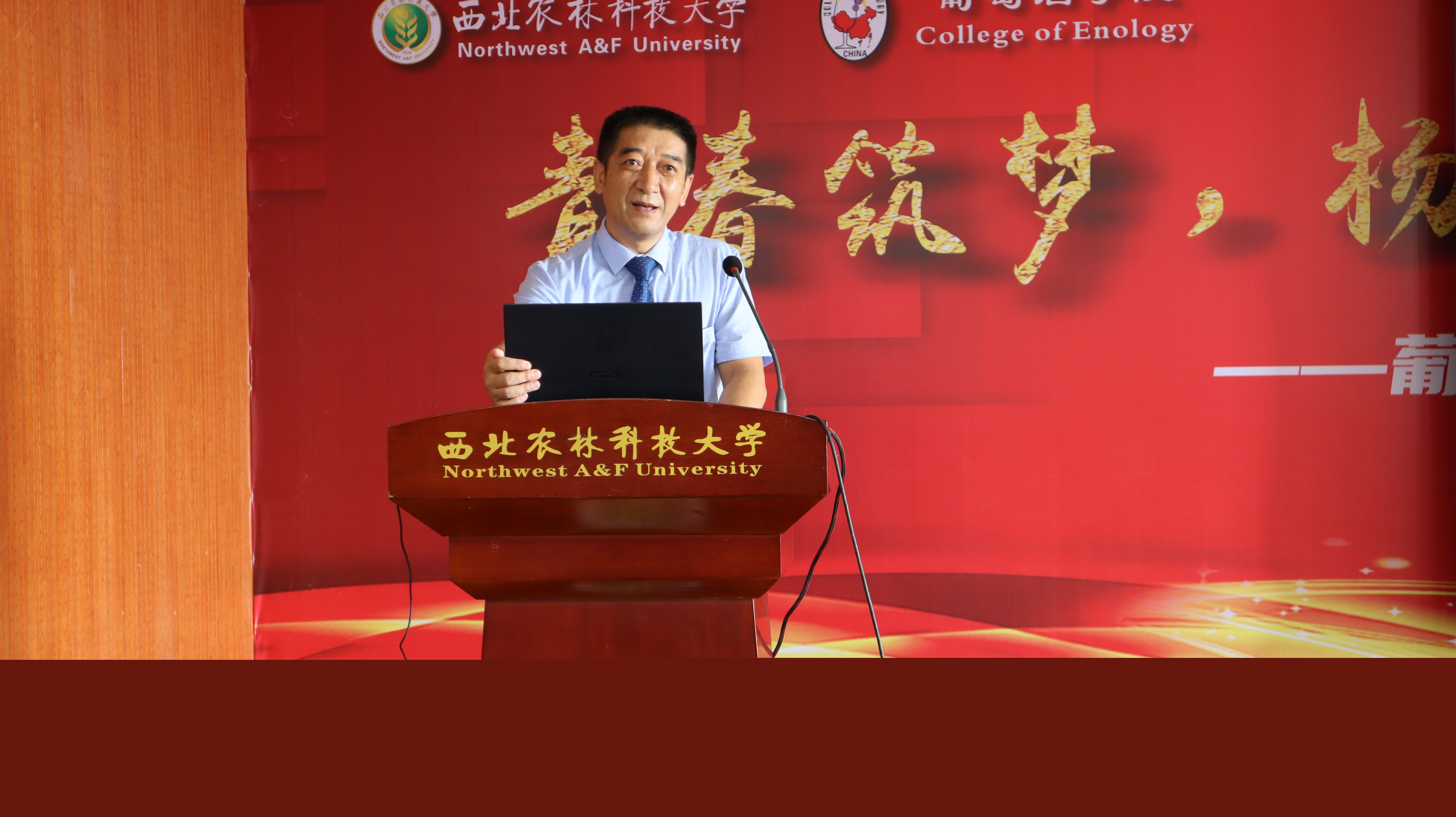 5f43ebc8645b4e8ebc2b61d1ece90fa3.png