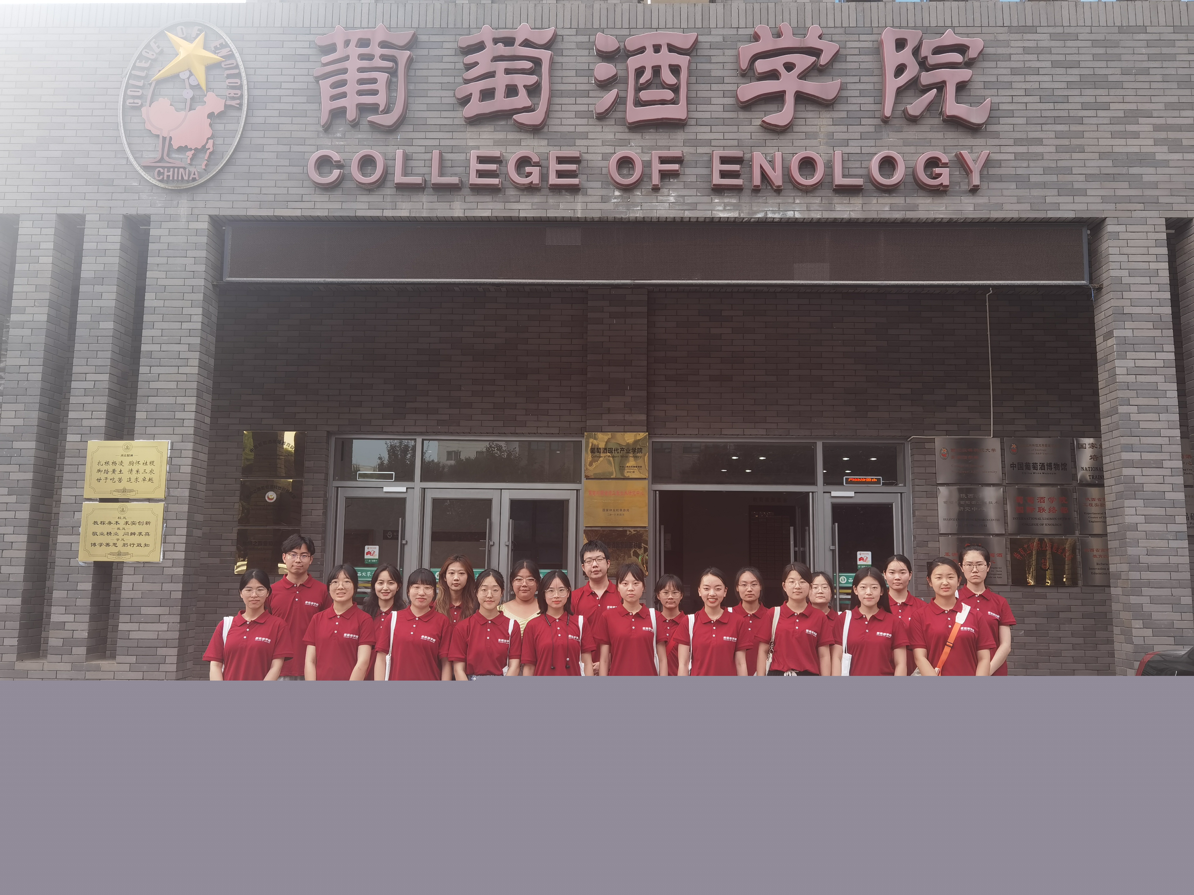 db8feafb5d3340ab8f803adffc488be5.jpg